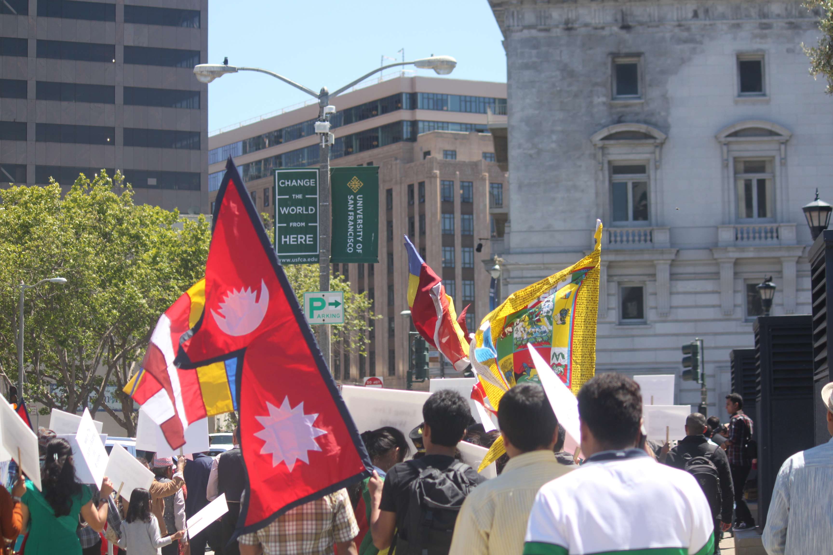 थाहै नपाई उ गैरआवासीय बन्यो।